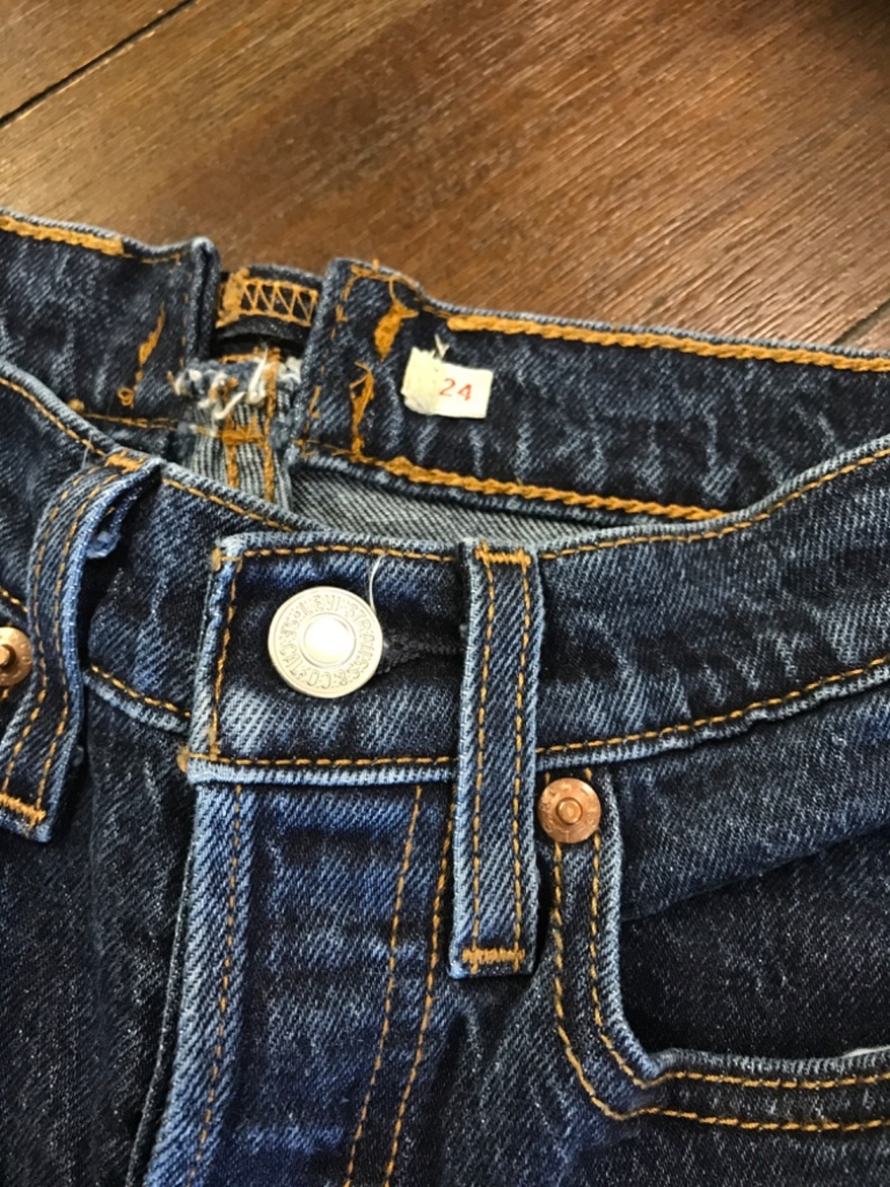 🏆 LEVI’S JEANS - Picture 4 of 8